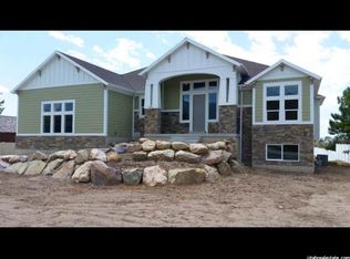 520 Sunset Dr, Kaysville, UT 84037