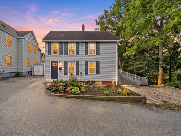 15 Lincoln Ct, Amesbury, MA 01913