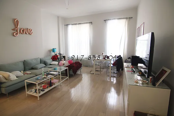 Rented by America Mecca Realty LLC | media 6