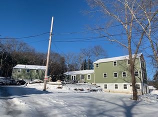 100 Log Rd, Smithfield, RI 02917