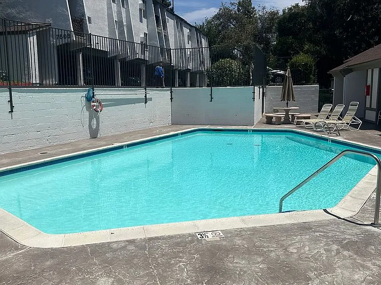 7500 Parkway Dr #200 — Photo 16