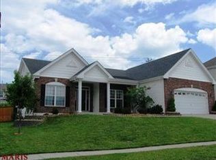 117 Park Ridge Dr, O'Fallon, MO 63366
