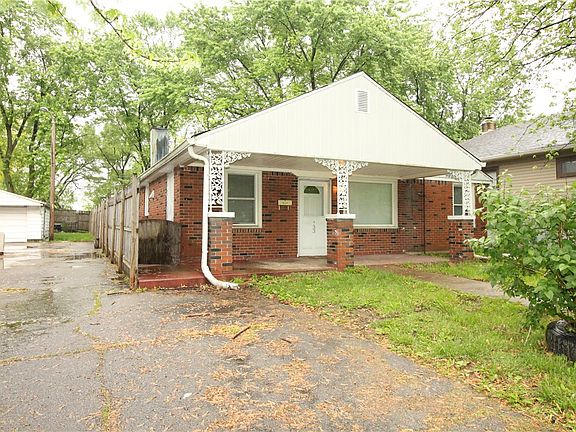 2nd image of 733 S Belleview Pl