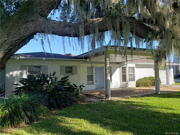 3rd image of 2301 N Watersedge Dr