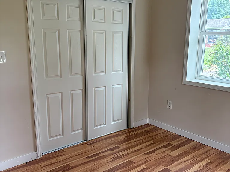 125 Harmony St — Photo 5