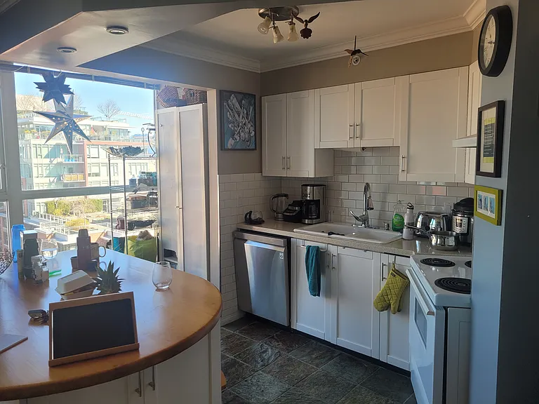 288 E 8th Ave #607 — Photo 2