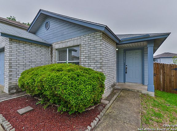 4th image of 13815 Villa Camino