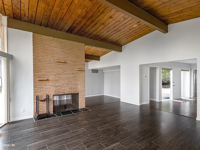 915 Eyremount Dr — Photo 22