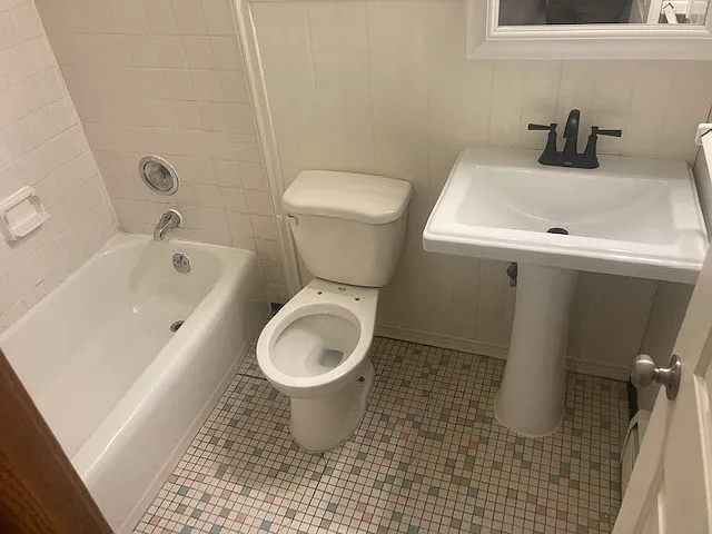 806 Franklin Ave W #303 — Photo 9