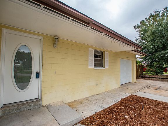 2nd image of 3432 Mogul Ave