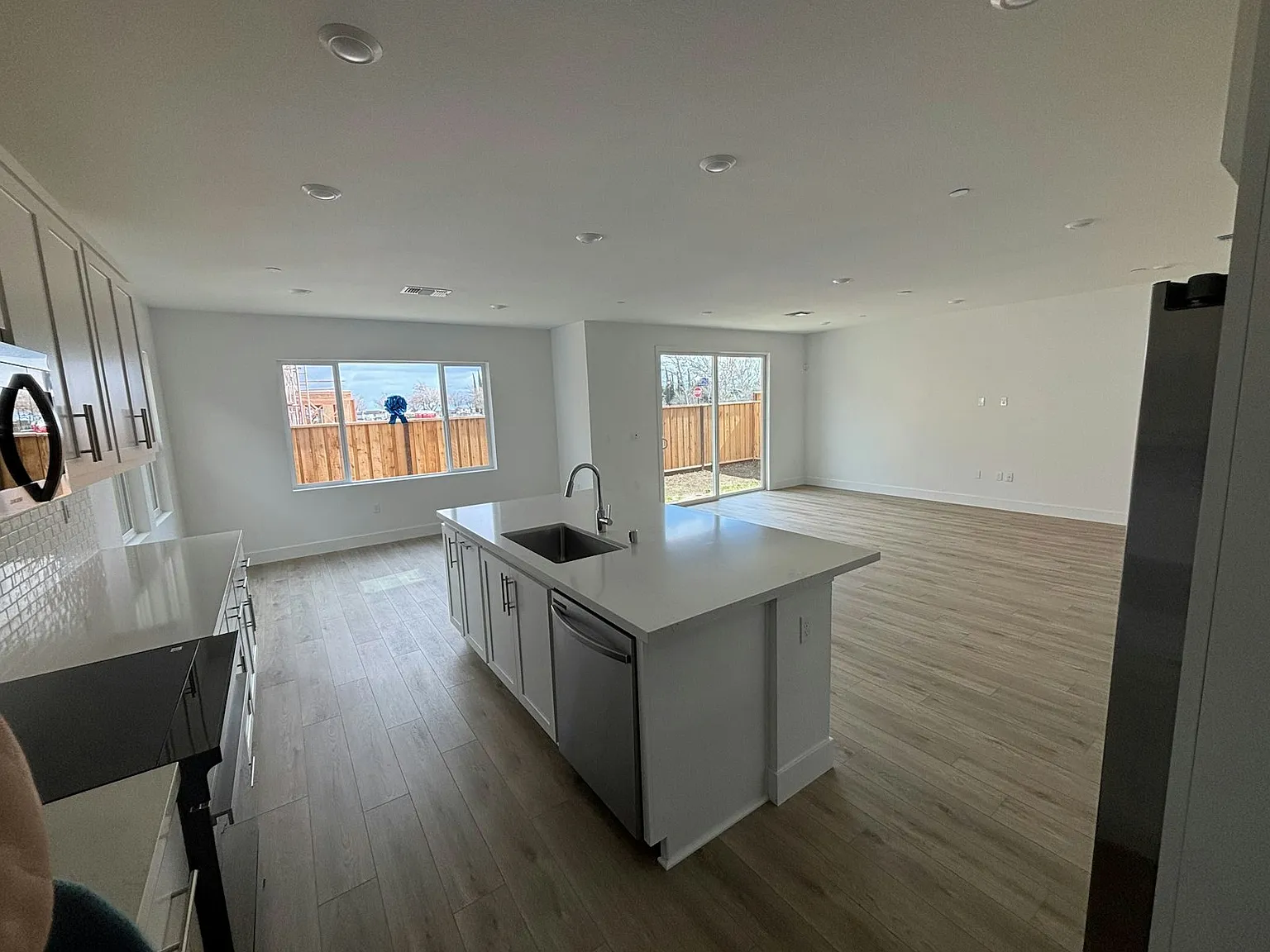 344 North Geyserville Way — Photo 4