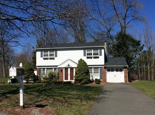 38 Warren Ct, Sparta, NJ 07871