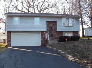 105 S 29th St, Decatur, IL 62521