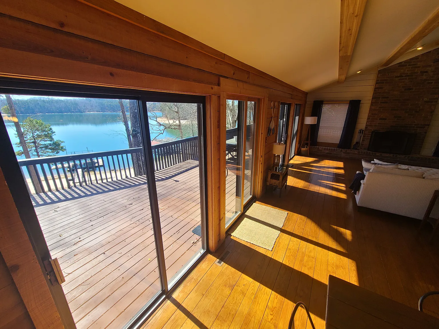 4 bed, 2520 sqft, $6,500 — Photo 4
