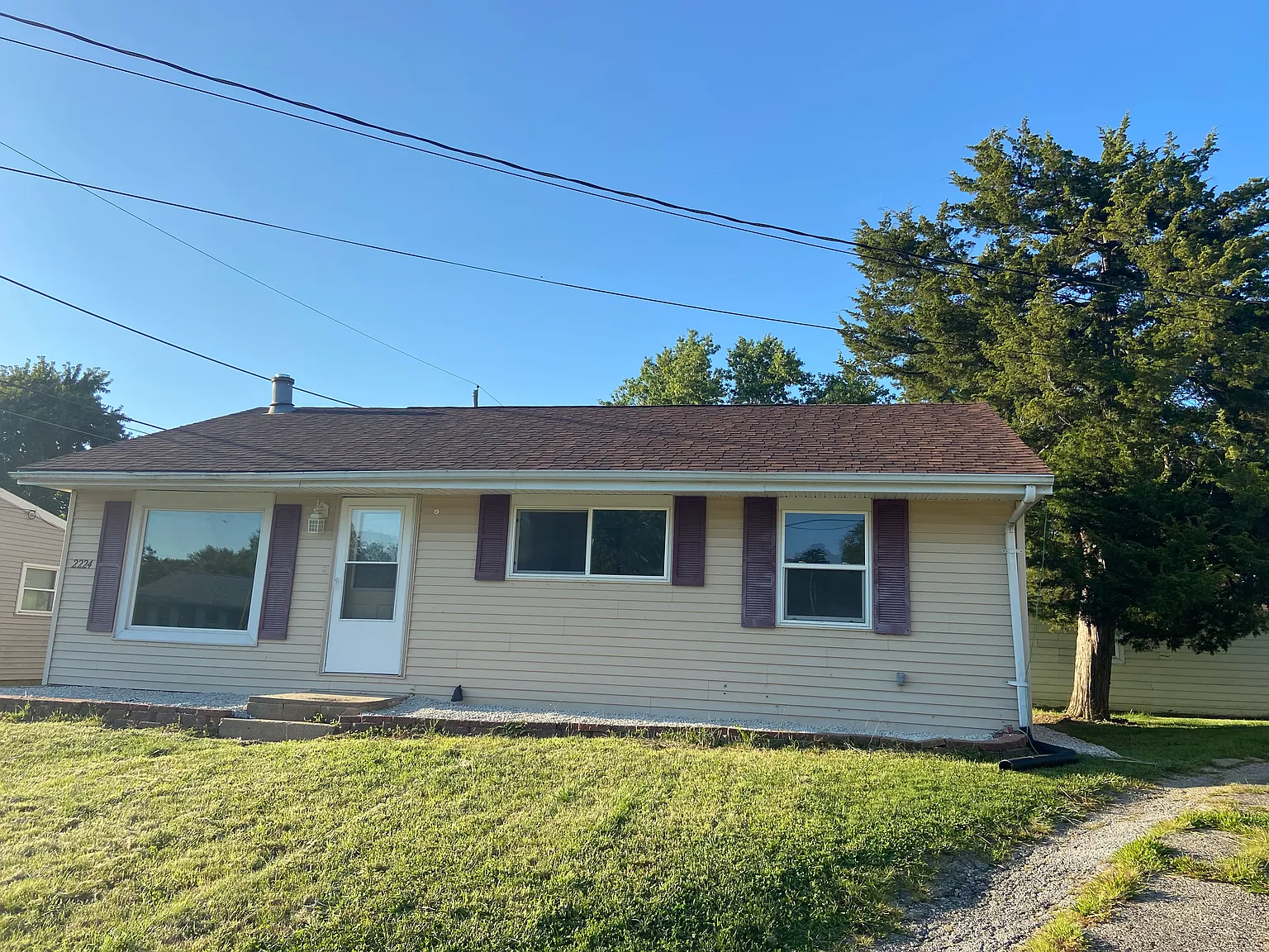 3 bed, 925 sqft, $1,500 — Photo 3