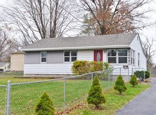 5008 Urbandale Ave, Des Moines, IA 50310