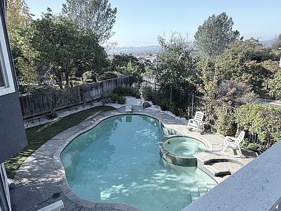 2nd image of 5500 Gold Creek Dr