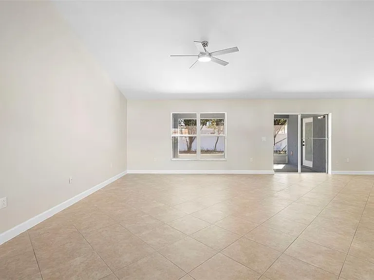 1227 Tivoli Dr — Photo 29