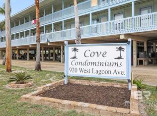 920 W Lagoon Ave, Gulf Shores, AL 36542