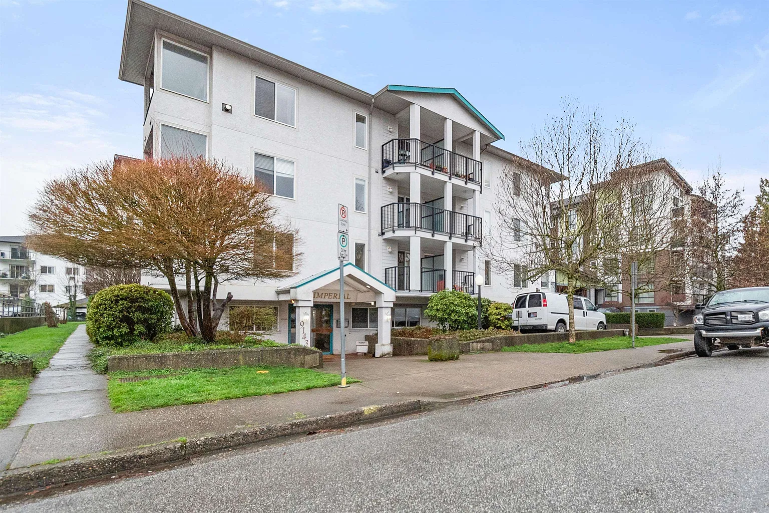 9143 Edward St #308 photo 1