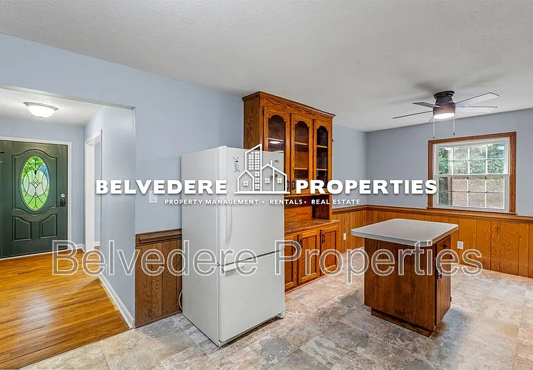 3931 Manila Rd — Photo 4