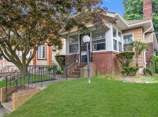 14216 223rd St, Springfield Gardens, NY 11413