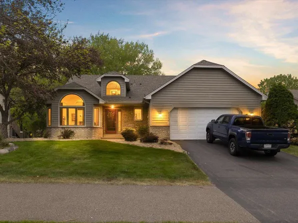 11250 N Eagle Lake Blvd, Maple Grove, MN 55369