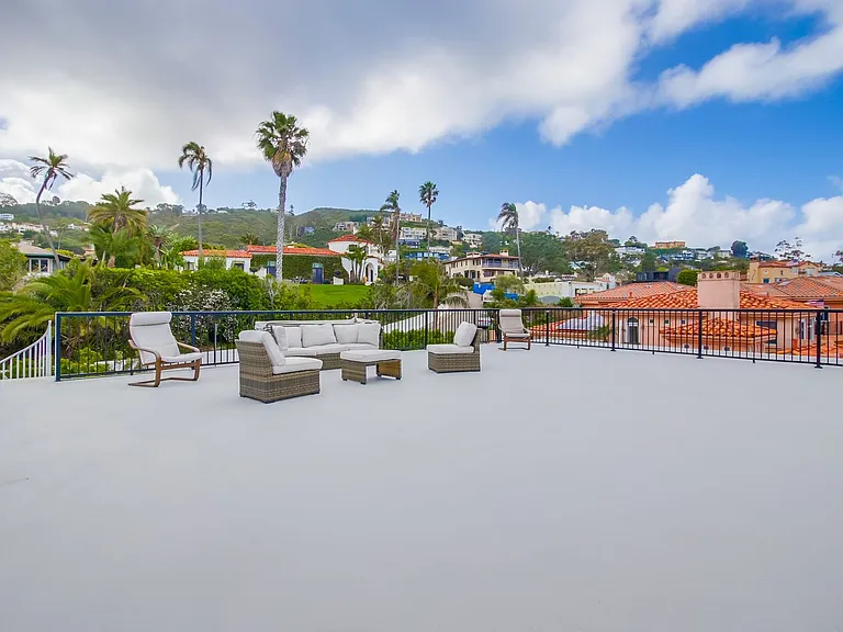 7788 Sierra Mar Dr — Photo 9