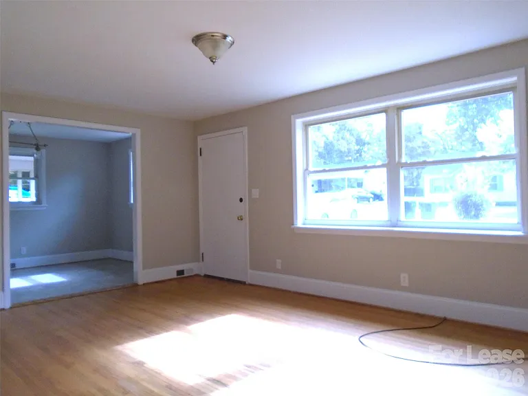 223 Dakota St — Photo 5