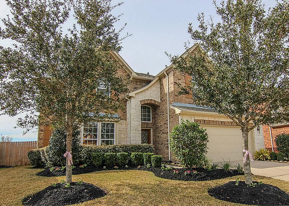 Welcome home! This 4 bedroom, 3 bath home with 2 car attached garage sits on a quiet cul-de-sac stre