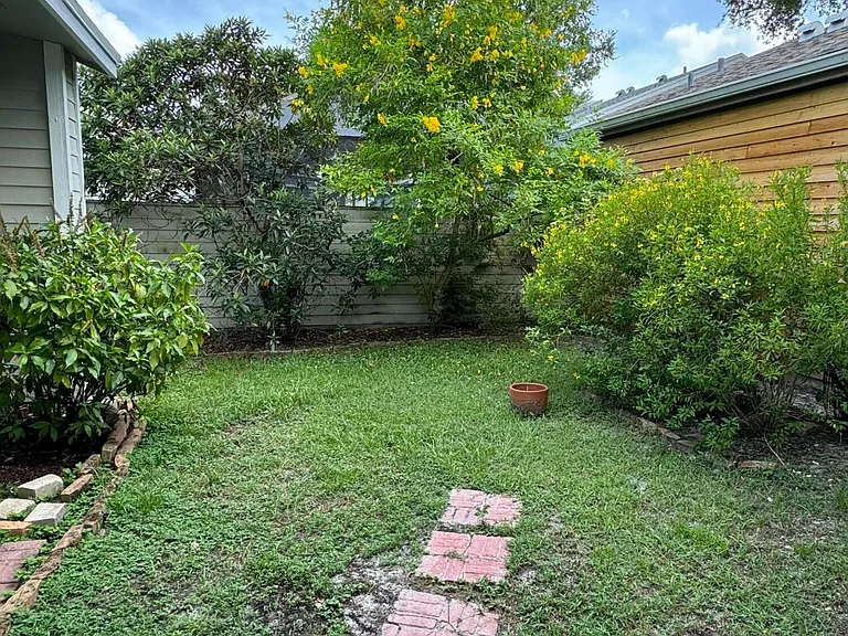 1001 Mourning Dove Ln — Photo 10