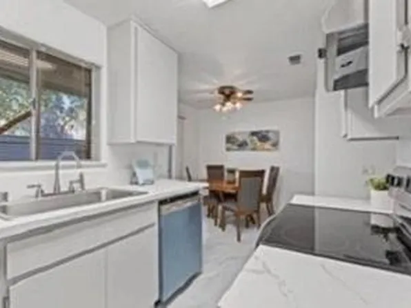 9125 Newhall Dr APT 28, Sacramento, CA 95826