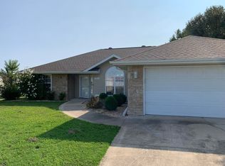 374 Micahs Xing, Reeds Spring, MO 65737