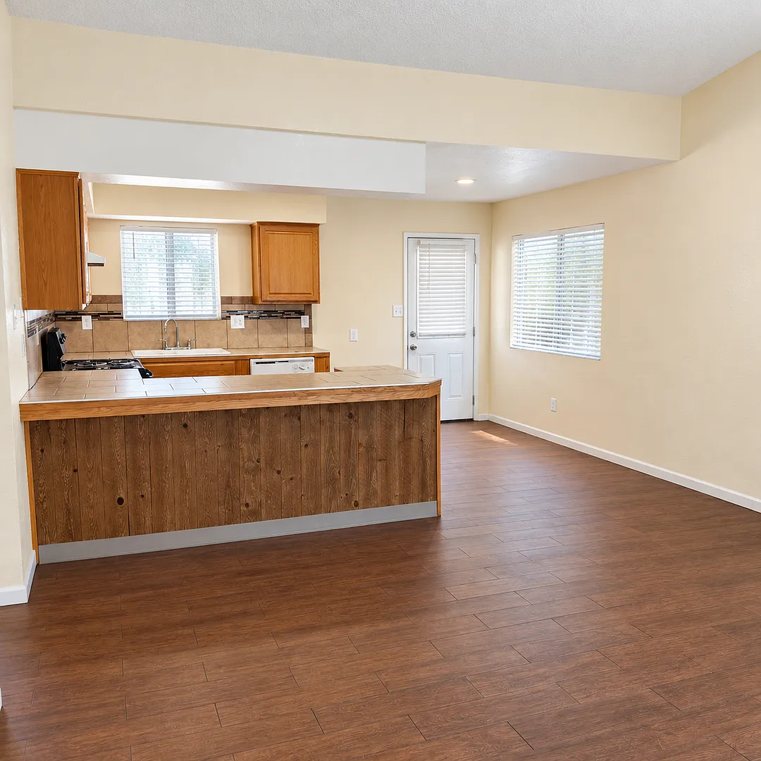 For Rent 8516 Haupt Ave, Bakersfield, Ca 93306 — Photo 2