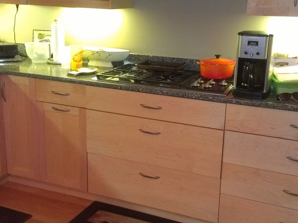 2nd image of 8672 Meadowvale Dr
