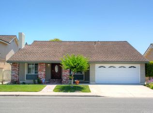 8 Deerwood E, Irvine, CA 92604