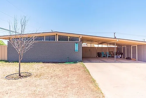 2901 Nabors Ln Photo 1