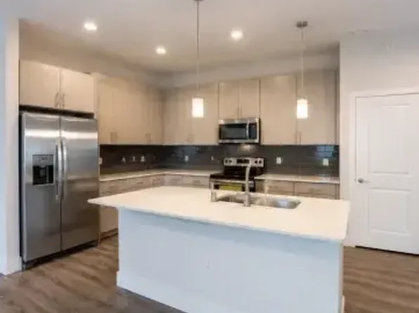 849 W 26th St, Houston, TX 77008