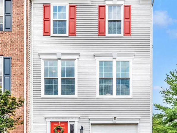 2430 Huntwood Ct, Frederick, MD 21702