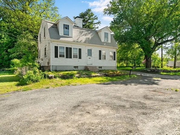 62 County St, Taunton, MA 02780