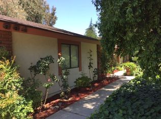 661 E Sunset Dr, Redlands, CA 92373