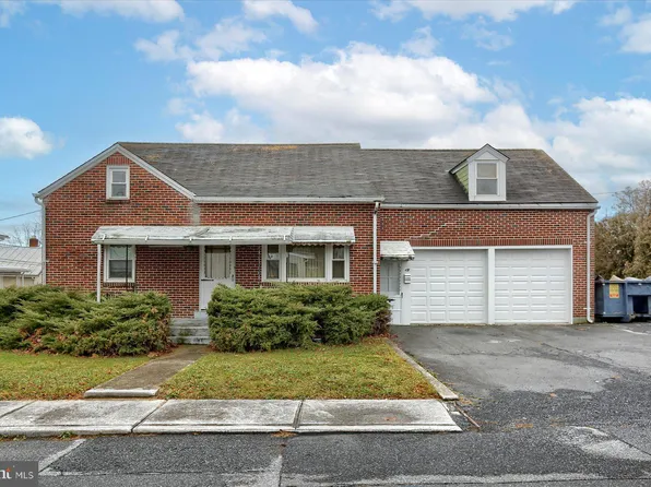49 S Mill St, Annville, PA 17003