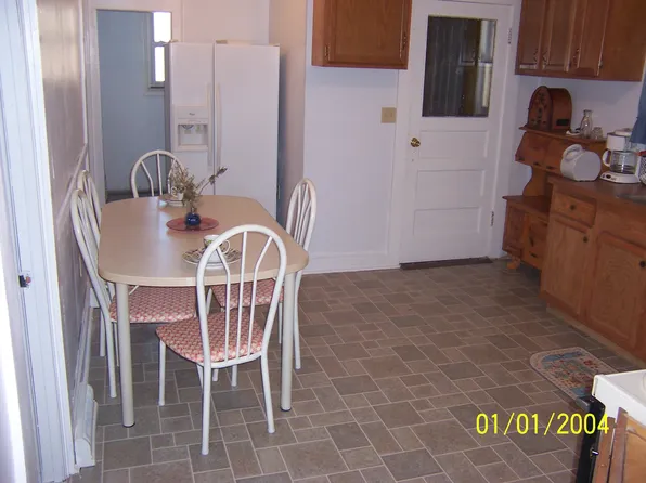 366 Cliffview Rd, Bramwell, WV 24715