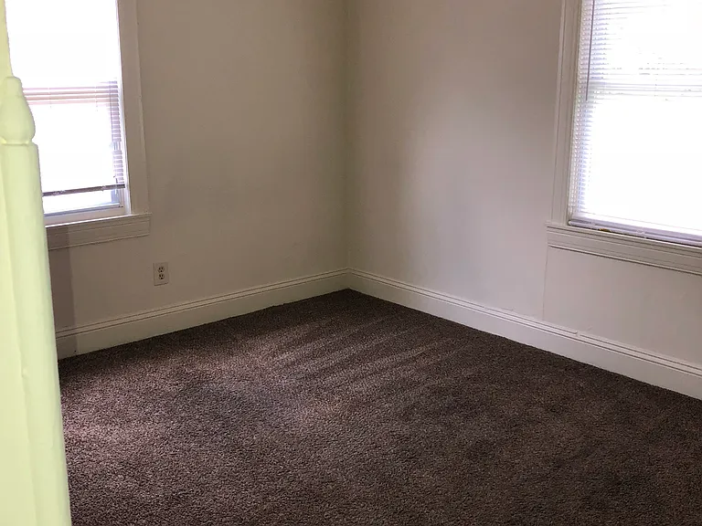 1502 Rose Dr — Photo 6