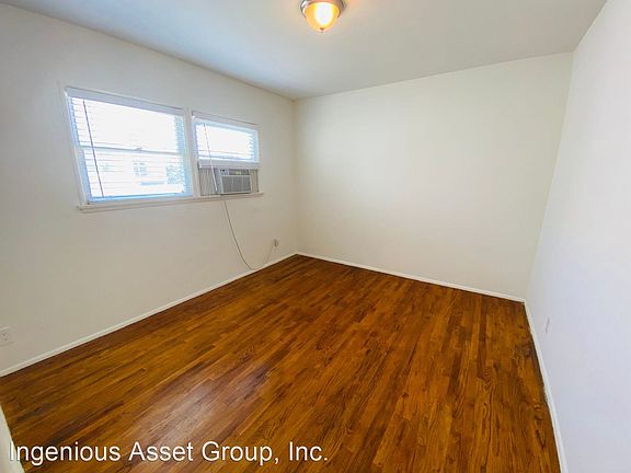 4th image of 1025 17th St #1025