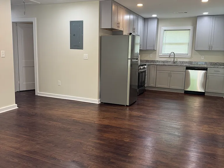 132 Greenwood St — Photo 6