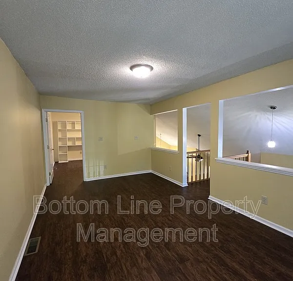 6108 Gray Gate Ln #G — Photo 33