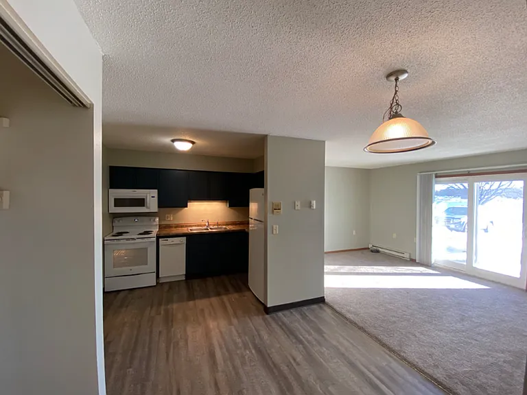 Clearwater River Apartments — Photo 12