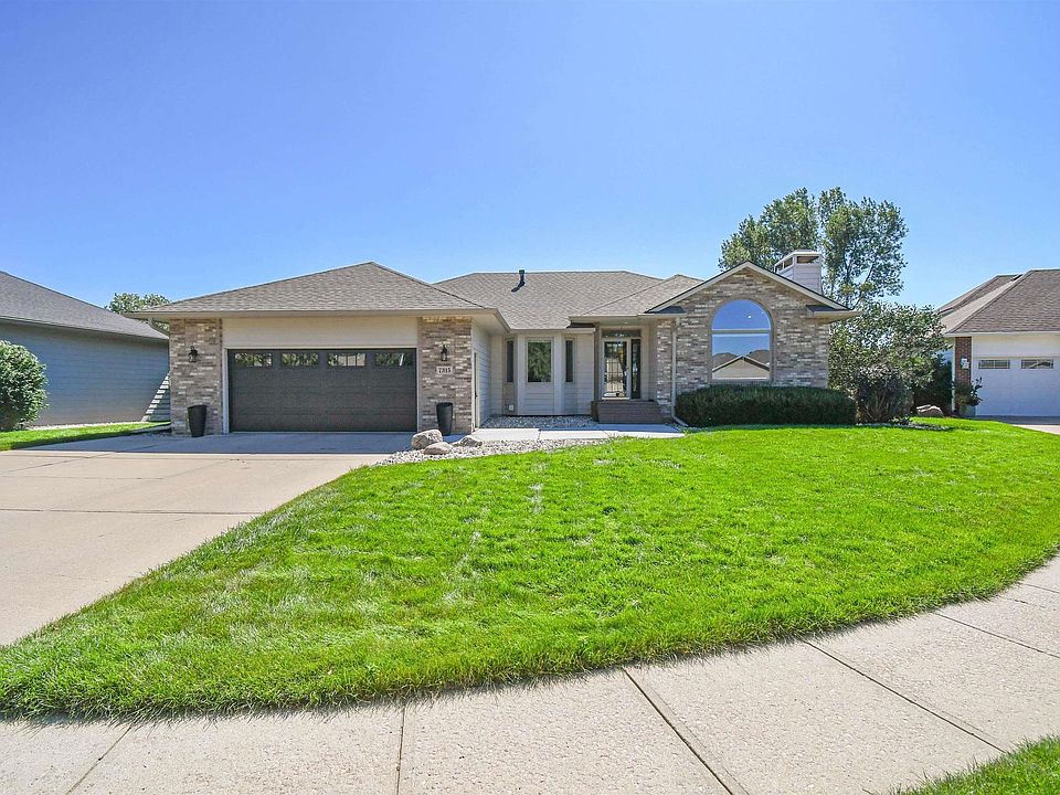 1st image of 7315 W Ford Cir