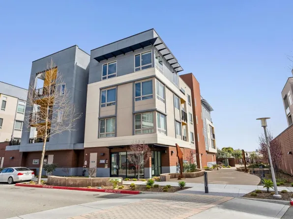 1078 Foster Square Ln Unit 401, Foster City, CA 94404